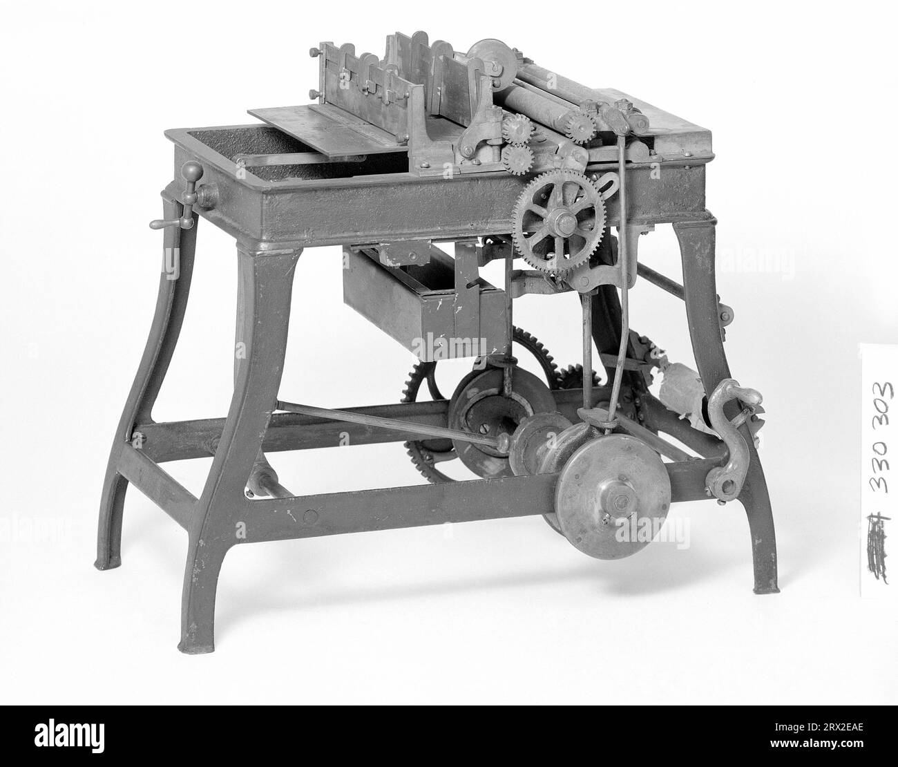 Bookbinding machine Cut Out Stock Images & Pictures Alamy