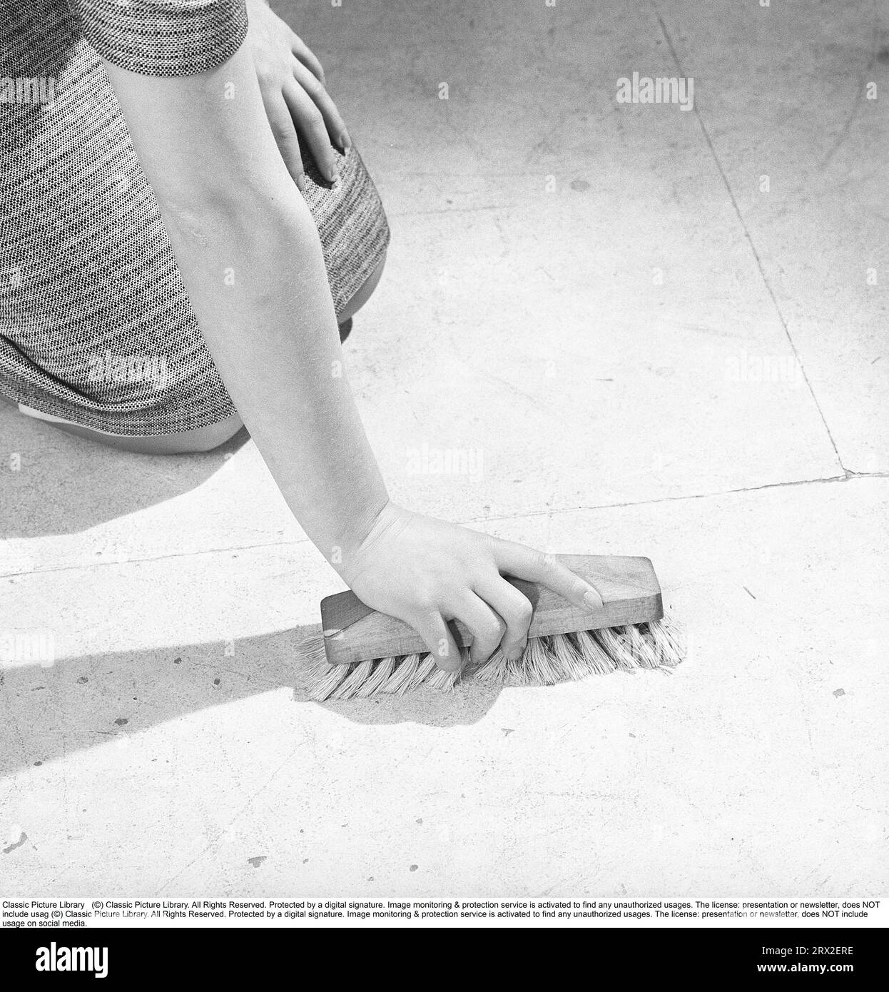 Cleaning House 1965 Hi res Stock Photography And Images Alamy mommy-simulator-keymailer