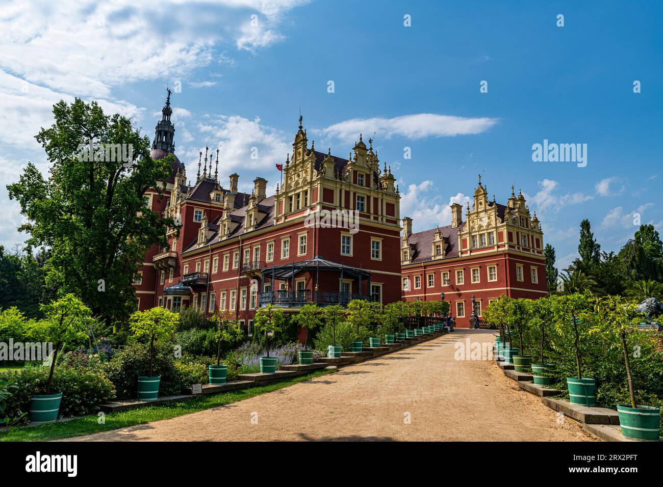 Muskau Castle, Muskau (Muskauer) Park, UNESCO World Heritage Site, Bad Muskau, Saxony, Germany, Europe Stock Photo