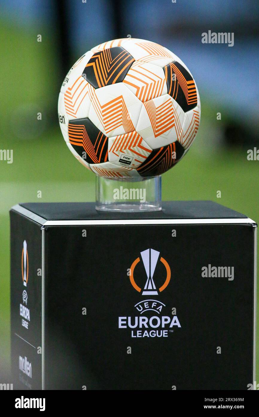 Football used in the Rangers v Real Betis UEFA Europa league, group c match at Ibrox staadium, Glasgow, Sotland, UK. Ball and plinth marked with the U Stock Photo