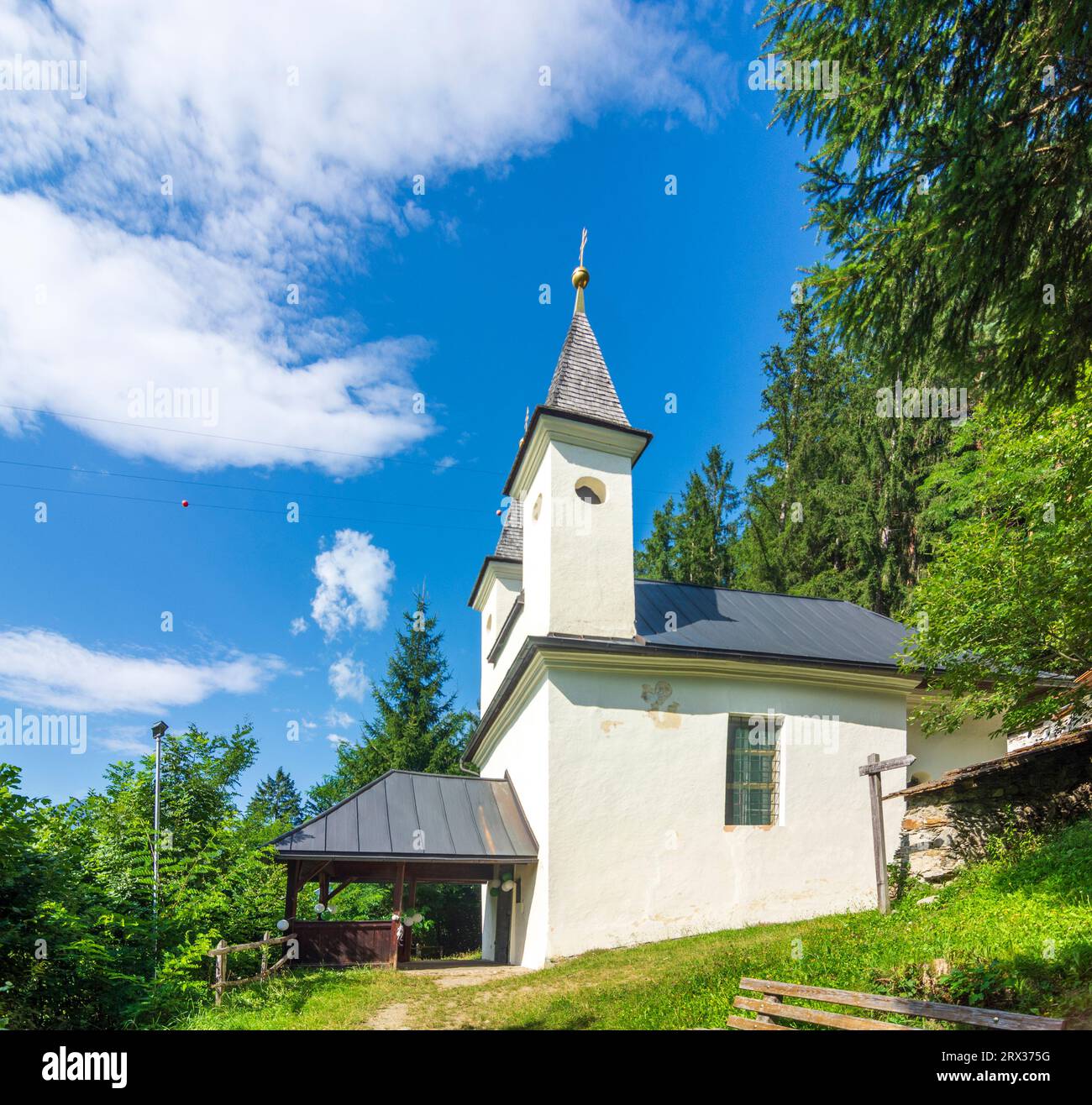 Gmünd in Kärnten: Calvary Chapel in Nationalpark Hohe Tauern, Kärnten, Carinthia, Austria Stock Photo