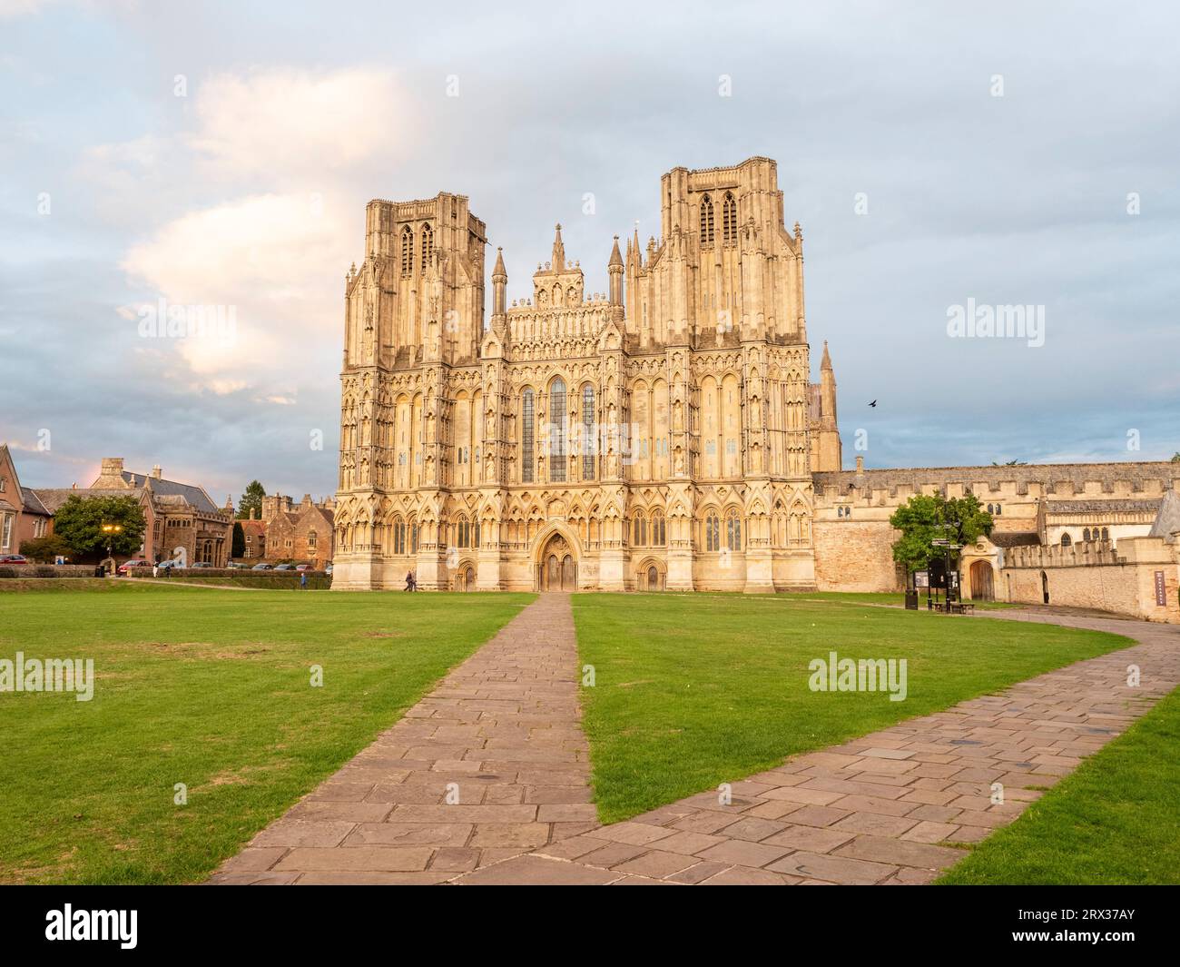 Evening light on the West Front, Wells Cathedral, Wells, Somerset, England, United Kingdom, Europe Stock Photo