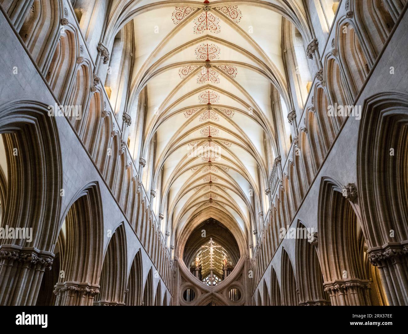 Scisssor arch and ceiling, The Cathedral, Wells, Somerset, England, United Kingdom, Europe Stock Photo