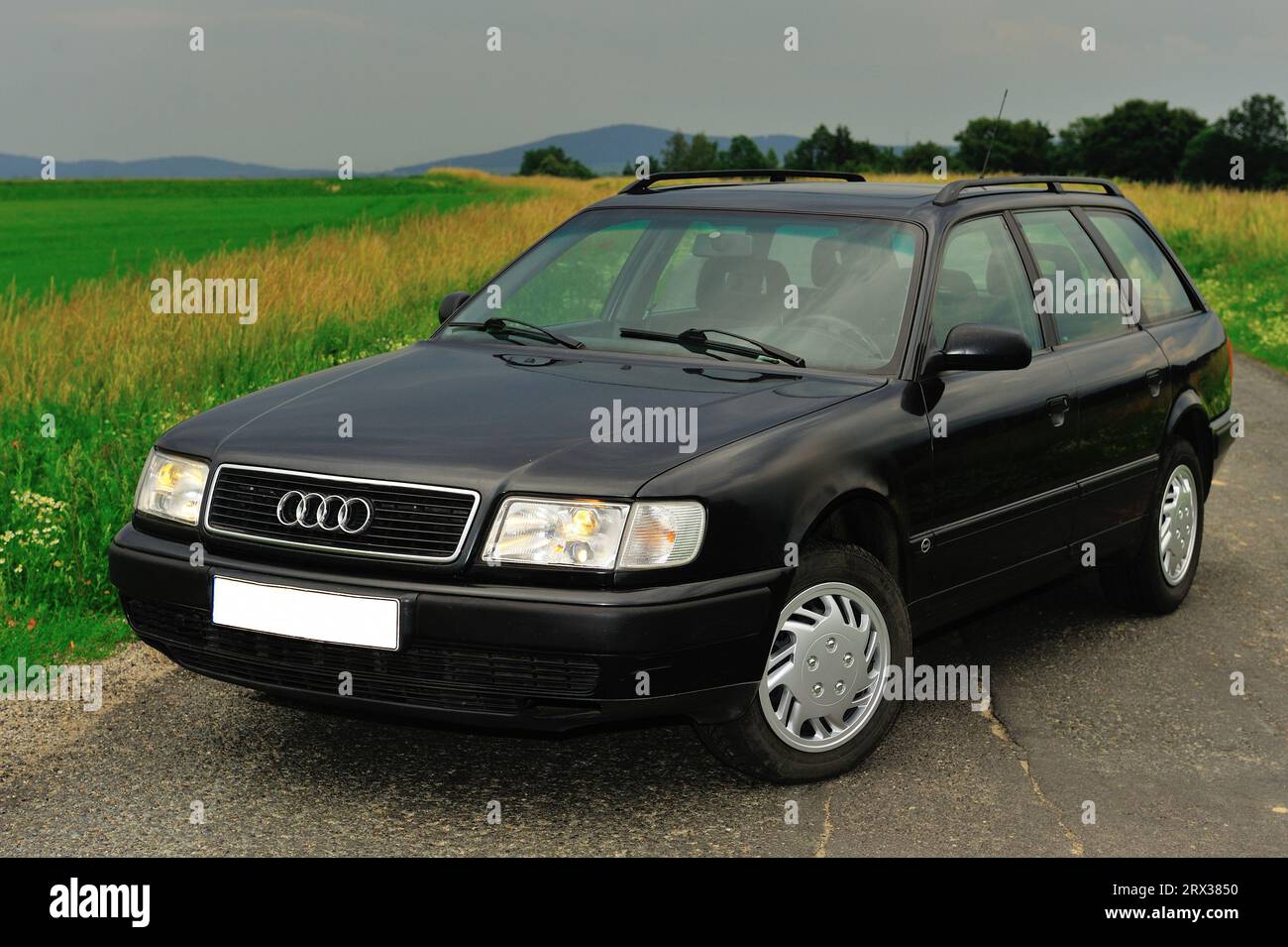 Audi 100 C4 Avant 2.5 TDI, car, engine, travel, Stock Photo