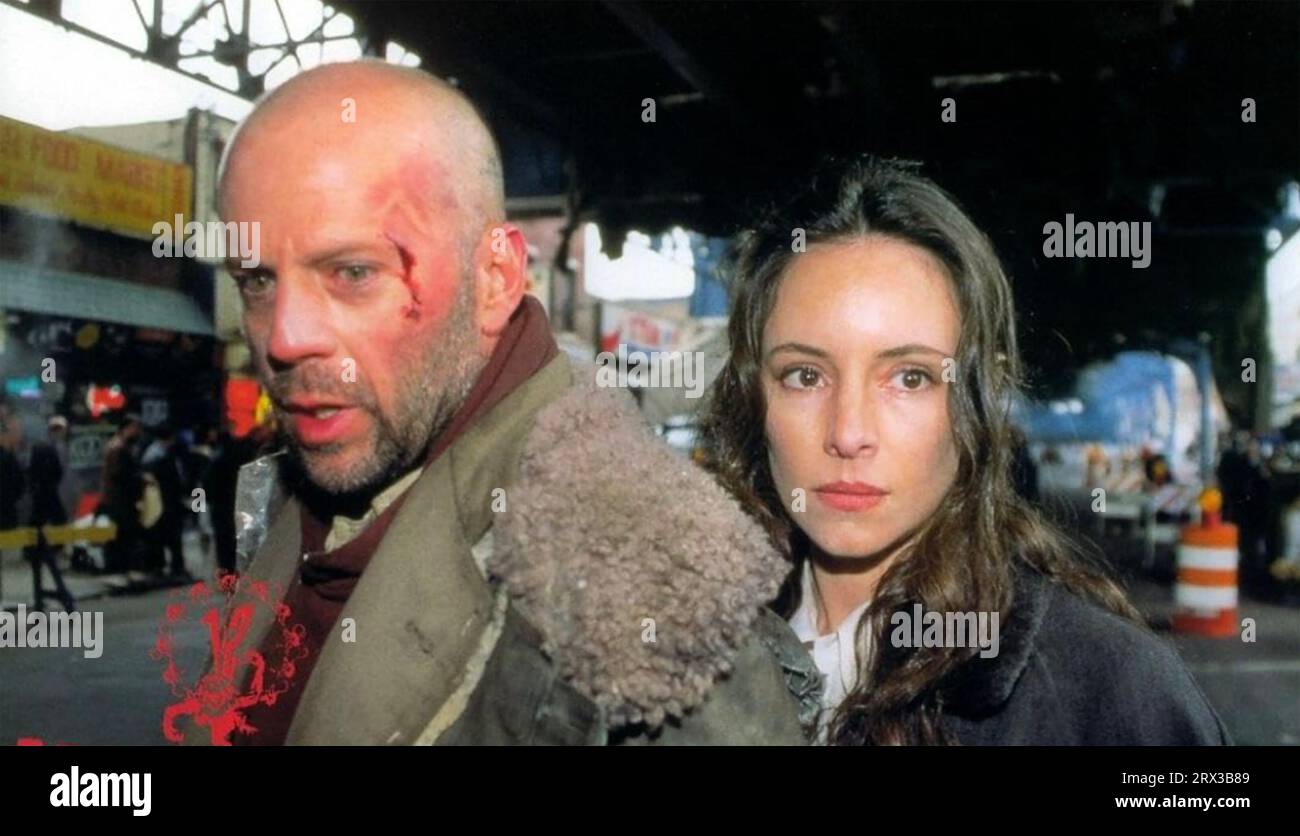 12 MONKEYS 1995 Universal Pictures film with Bruce Willis and Madeleine Stowe Stock Photo