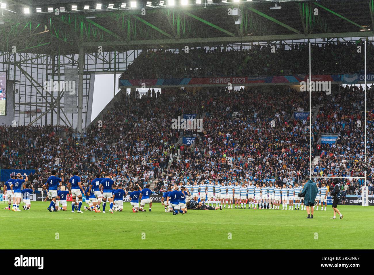 Saint-Étienne, France. 22nd September, 2023. Manu Samoa haka before the Rugby World Cup Pool D match between Argentina and Samoa at Stade Geoffroy-Guichard. Credit: Mateo Occhi (Sporteo) / Alamy Live News Stock Photo