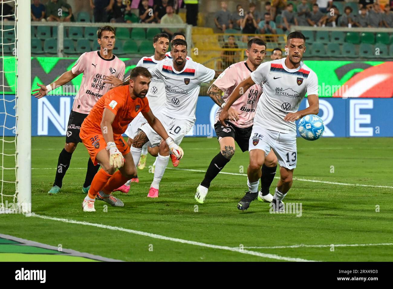 Palermo, Italy. 22nd Sep, 2023. Cosenza Calcioâ&#x80;&#x99;s Andrea Meroni and Cosenza Calcioâ&#x80;&#x99;s Alessandro Micai during the Italian Serie BKT soccer match Palermo F.C. vs. Cosenza Calcio at the Renzo Barbera Stadium, Palermo, Italy, 22th of September 2023 Credit: Independent Photo Agency/Alamy Live News Stock Photo