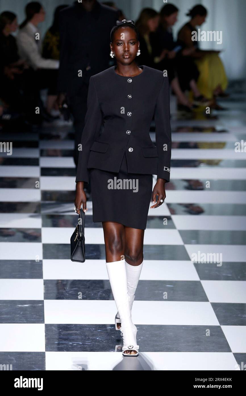 Versace spring summer 2024 runway hi-res stock photography and images ...