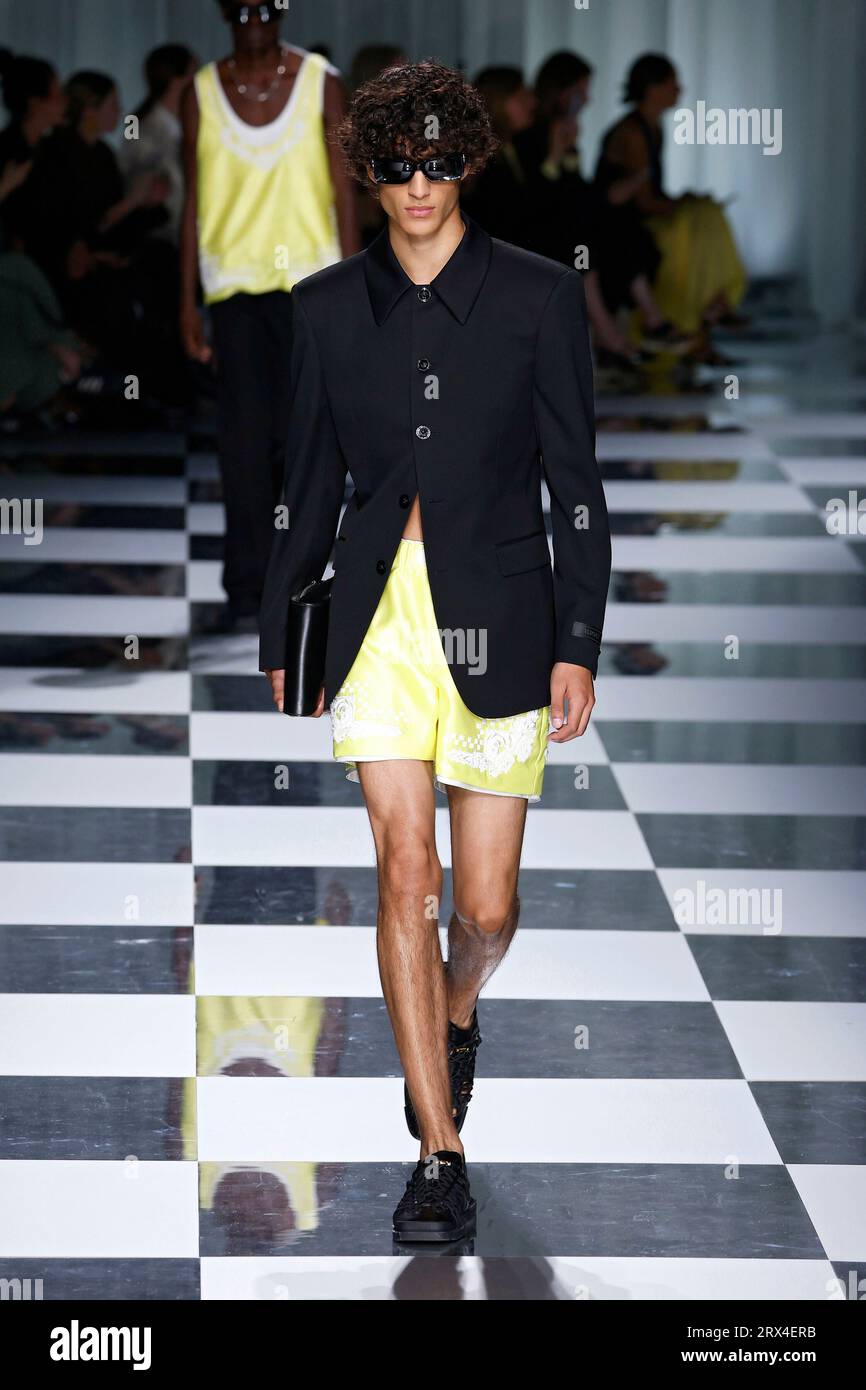 Milan, Italien. 22nd Sep, 2023. VERSACE Spring/Summer 2024 Runway ...