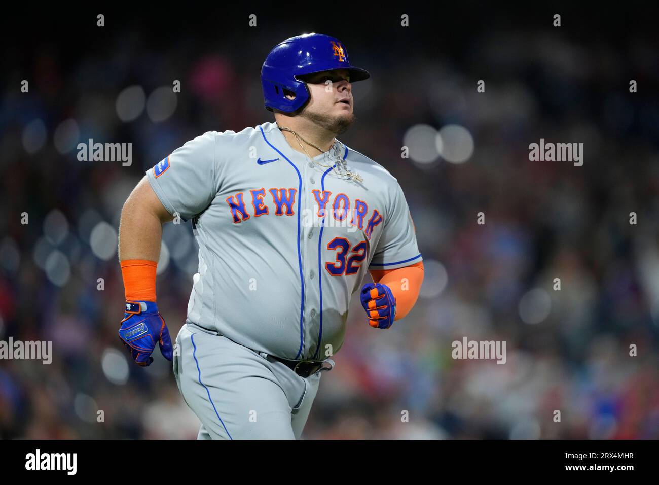 New York Mets' Daniel Vogelbach plays during a baseball game, Friday, Sept.  22, 2023, in Philadelphia. (AP Photo/Matt Slocum Stock Photo - Alamy