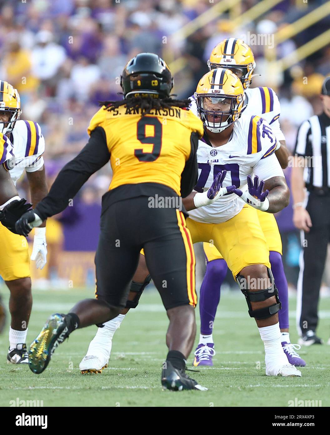Lsu Tigers Offensive Lineman Miles Frazier Sets Up To Block Grambling State Tigers