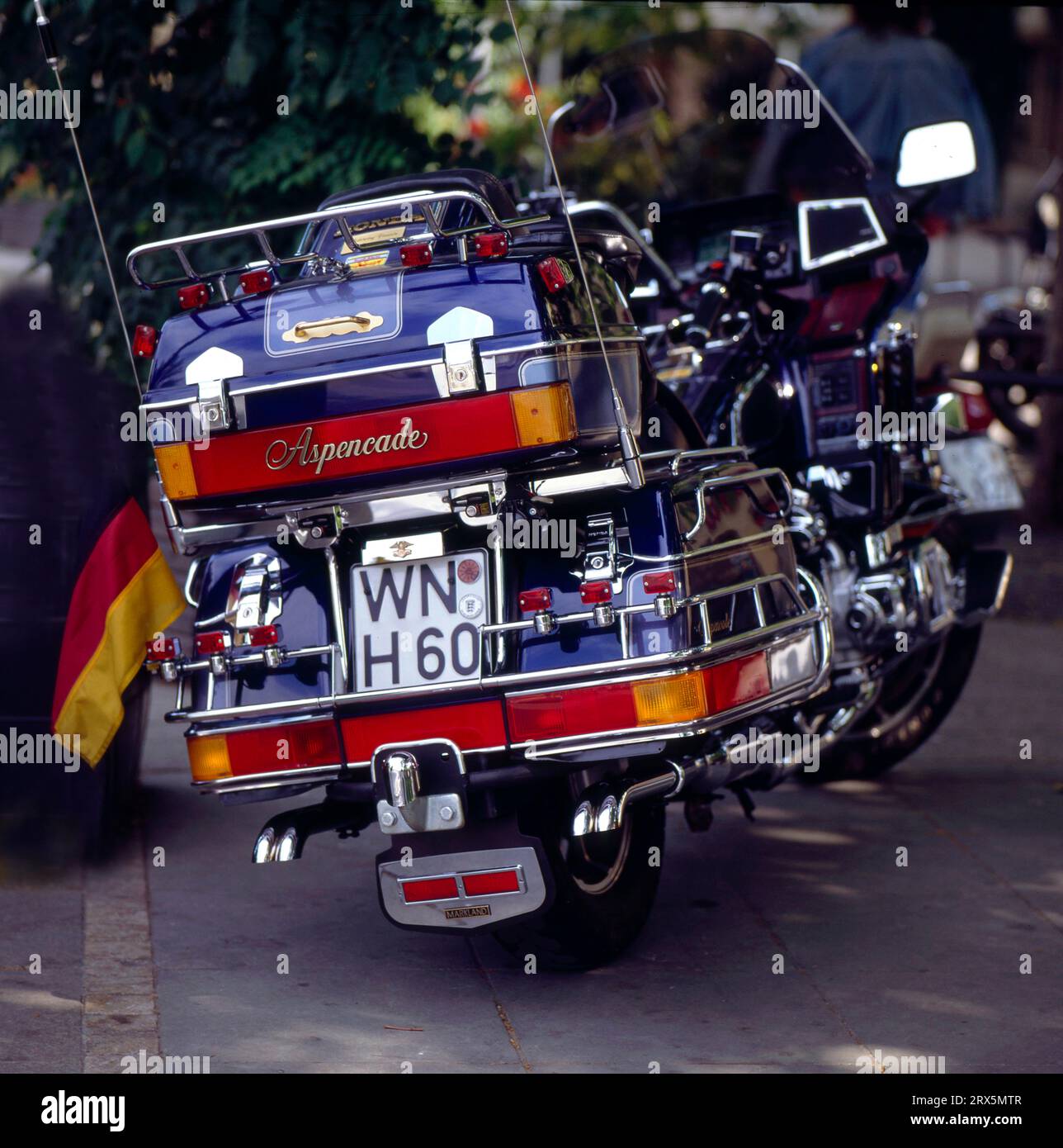 Honda GL1200 A GOLDWING Interstate 1984-87 Pair Of Mounting Brackets