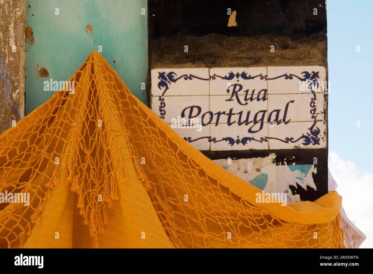 Painted tiles with street name 'Rua Portugal', historical centre of Sao Luis, Maranhao State, Brazil, Tiles, Azulejos Stock Photo