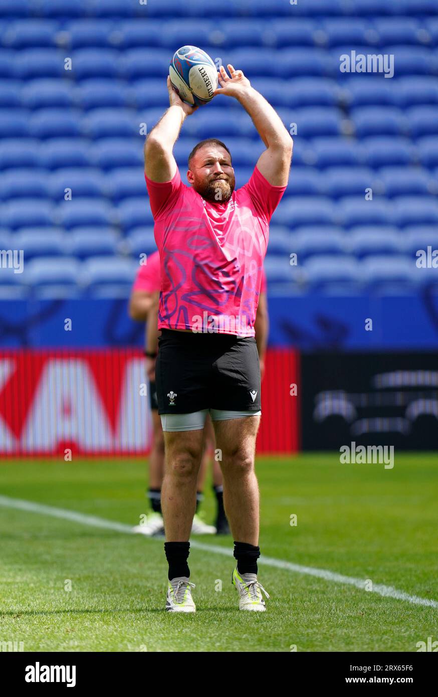 Henry thomas wales rugby hires stock photography and images Alamy