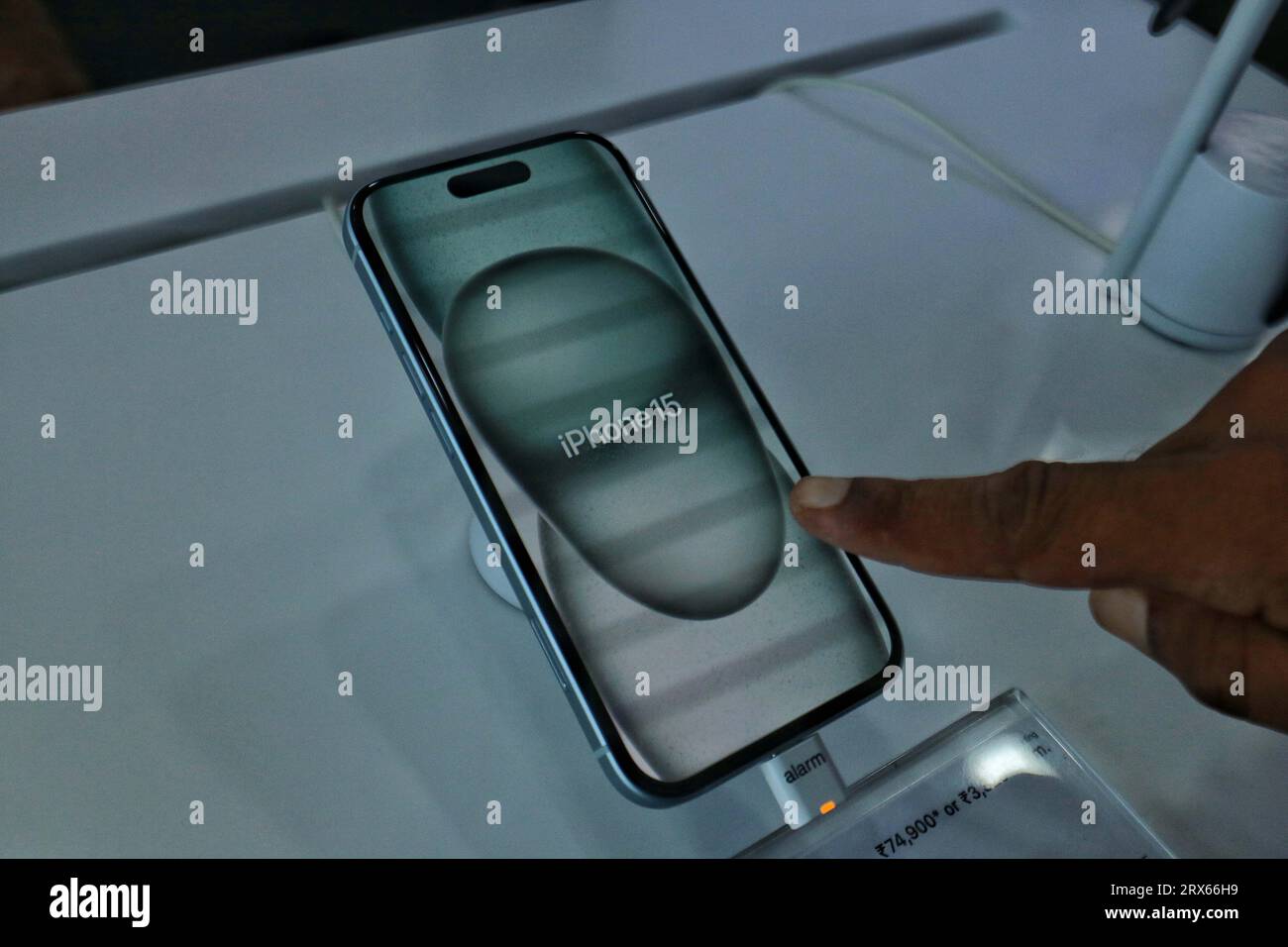 Paris, France - Sep 17, 2022: Display of the new Apple iPhone 15 Pro Max  featuring Asian characters during unboxing and setup Stock Photo - Alamy