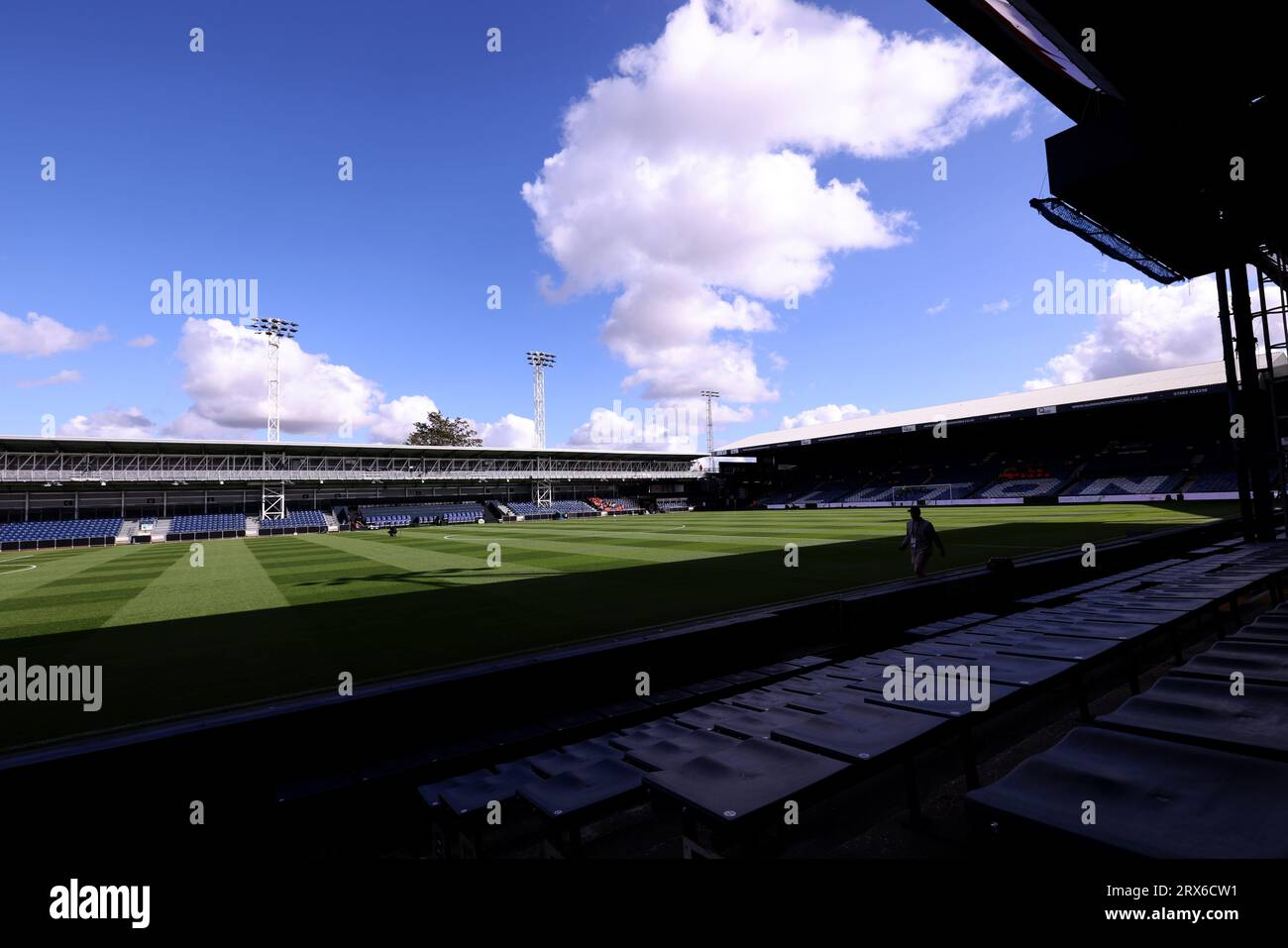 Kenilworth Road, Luton, Bedfordshire, UK. 23rd Sep, 2023. Premier ...