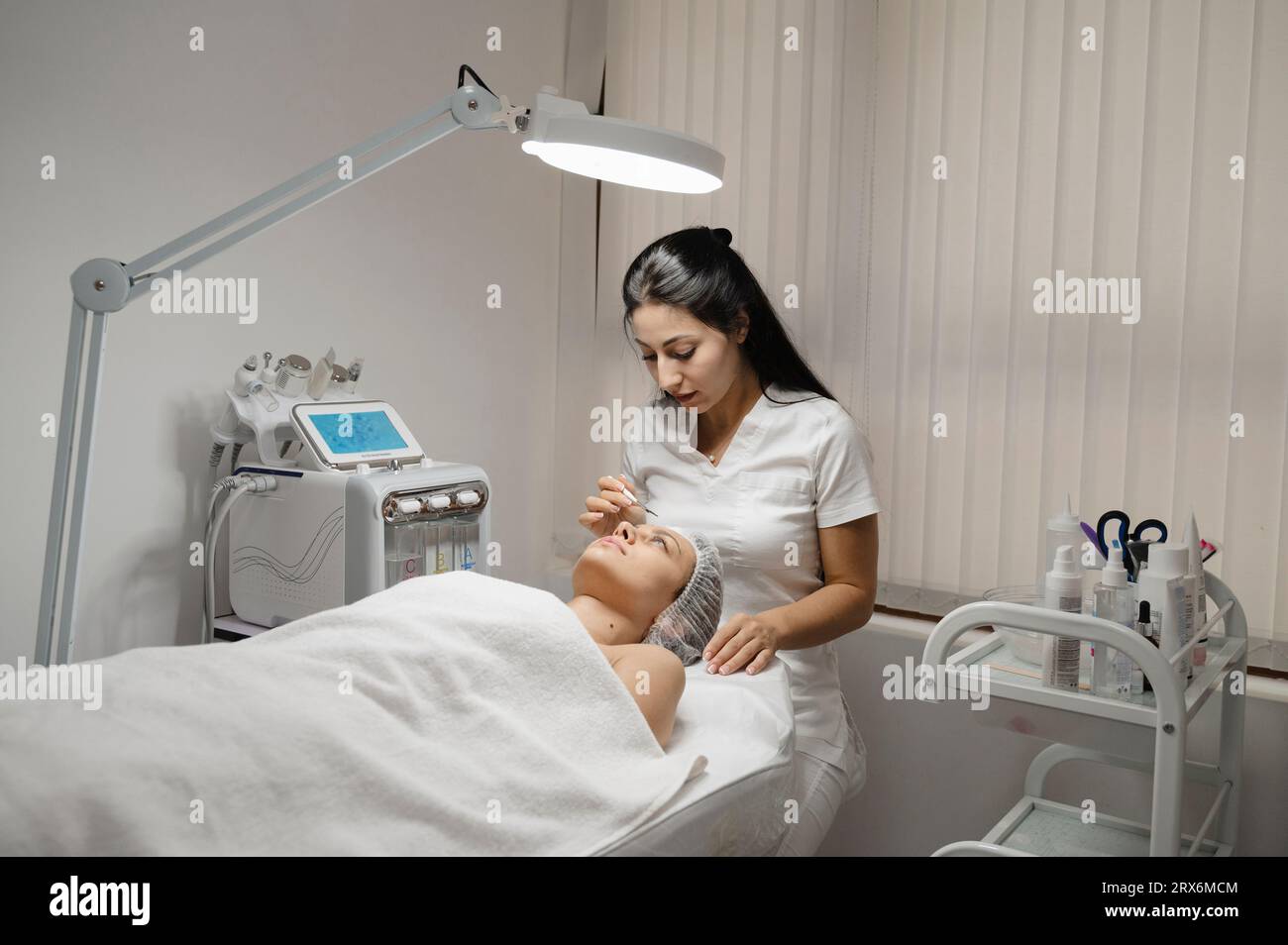 Dermatologist face peel hi-res stock photography and images - Alamy