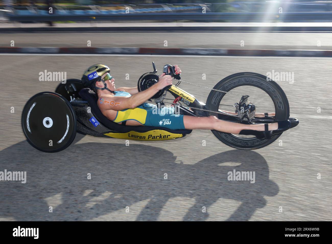 Pontevedra, Spain. 23rd Sep, 2023. Pontevedra, Spain, September 23, 2023: Australian paratriathlete, Lauren Parker in the cycling event during the 2023 Paratriathlon World Championships, on September 23, 2023, in Pontevedra, Spain. (Photo by Alberto Brevers/Pacific Press) Credit: Pacific Press Media Production Corp./Alamy Live News Stock Photo