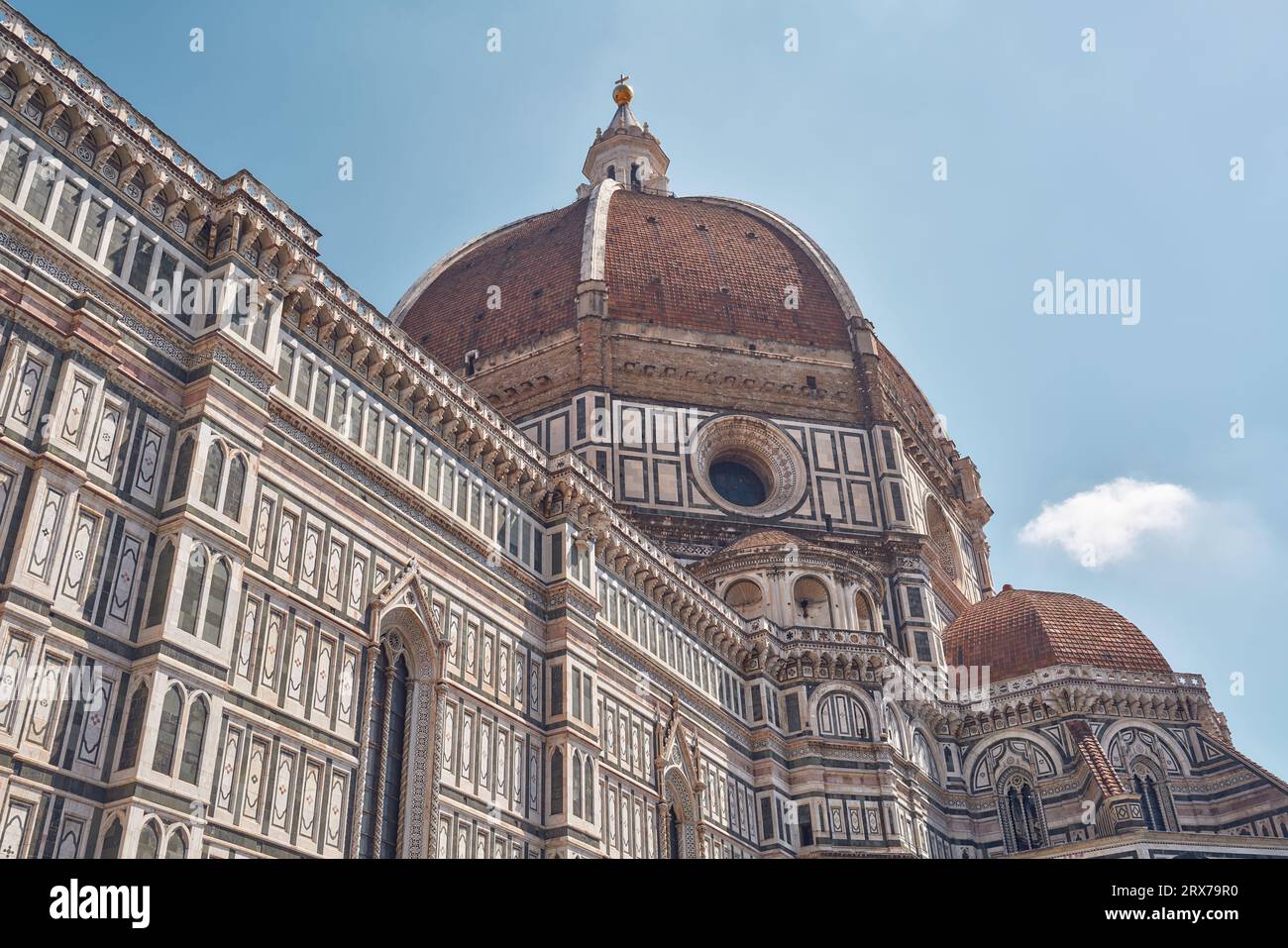 Brunelleschi's dome Cathedral of Santa Maria del Fiore in Florence with ...