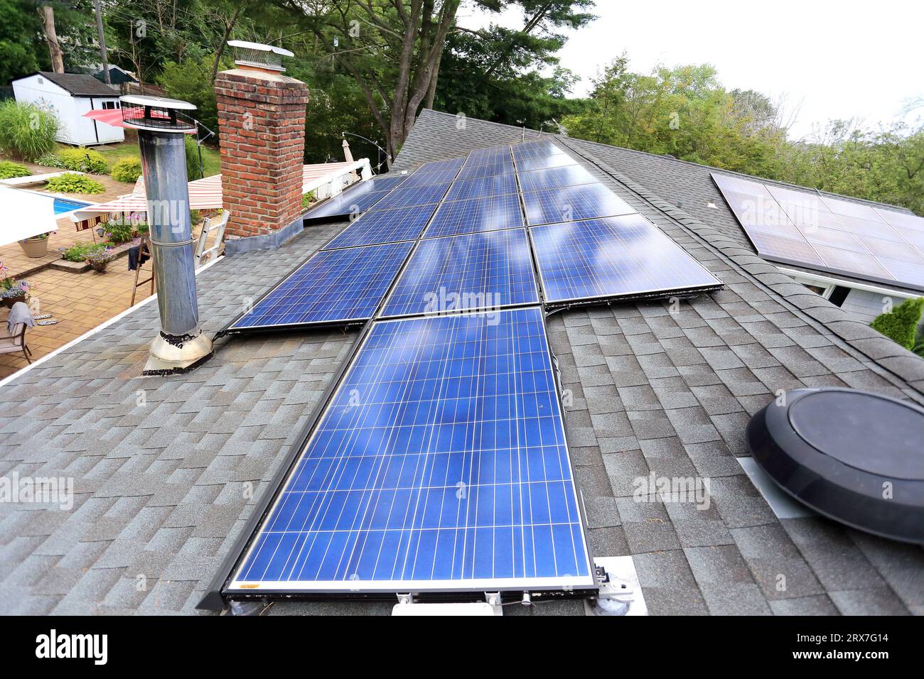 Residential home rooftop solar panels, Long Island, NY Stock Photo Alamy