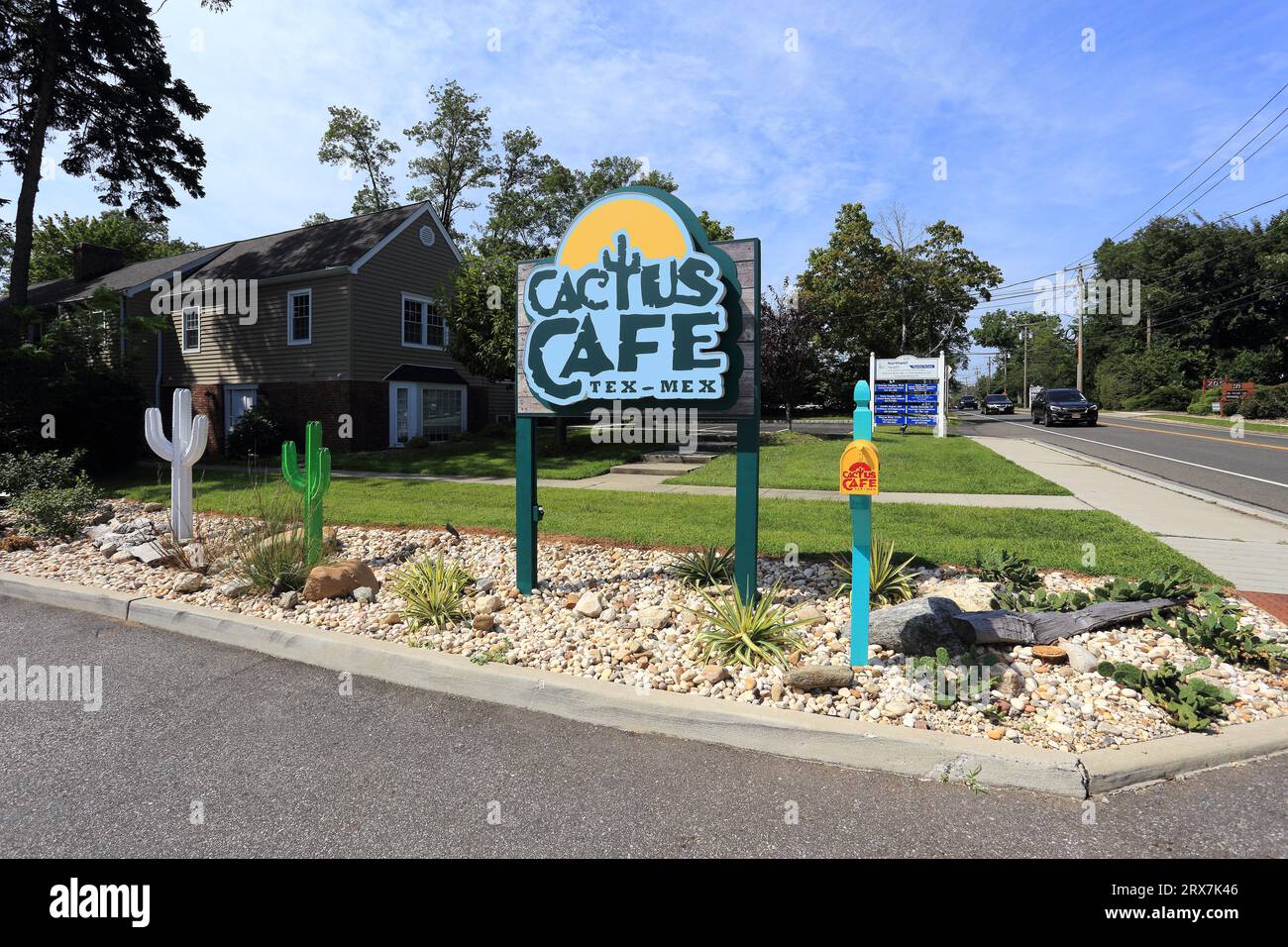 The Cactus Cafe Mexican restaurant Huntington Long Island NY Stock Photo -  Alamy