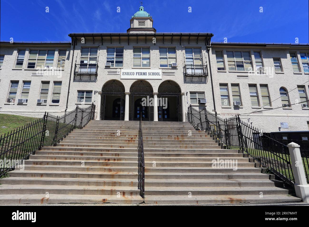 Enrico Fermi Middle School Yonkers New York Stock Photo Alamy
