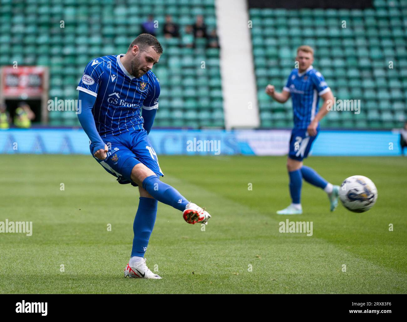 Ian wright football 2023 hi-res stock photography and images - Alamy
