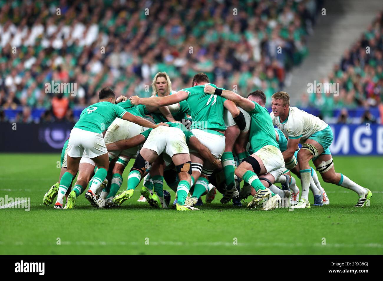 Rugby Players In A Scrum Hi res Stock Photography And Images Alamy rugby-players-in-a-scrum-hi-res-stock-photography-and-images-alamy