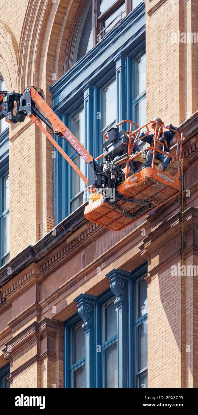 Curated visual reference: Maintenance Crew Tends 21 Astor Place In Noho An 1892 Photo Inspiration