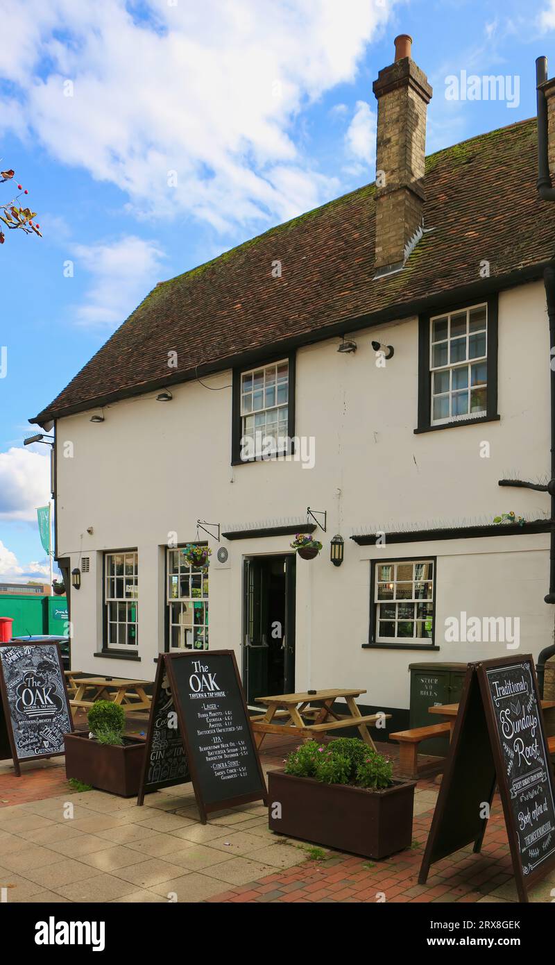 Exterior of The Oak public house with a-frame picnic table outdoor seating Sevenoaks Kent England UK Stock Photo