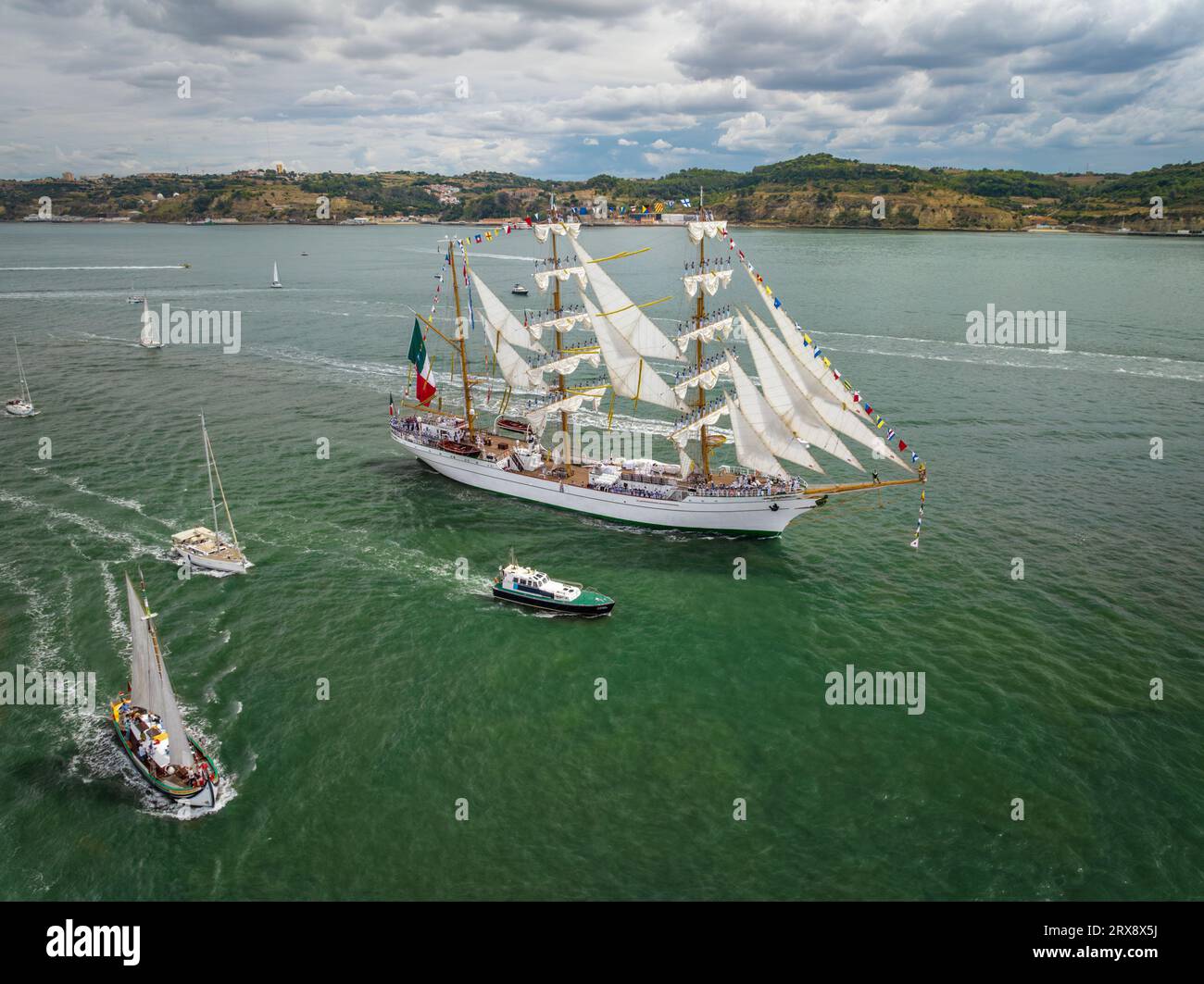 Tall ships sailing in Tagus river. Lisbon, Portugal Stock Photo Alamy