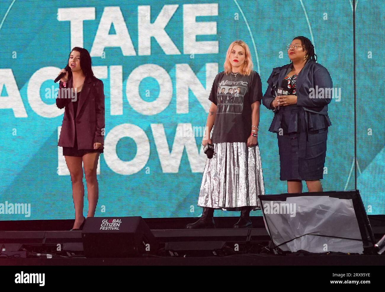 New York, United States. 23rd Sep, 2023. Phoebe Gates, Busy Philipps