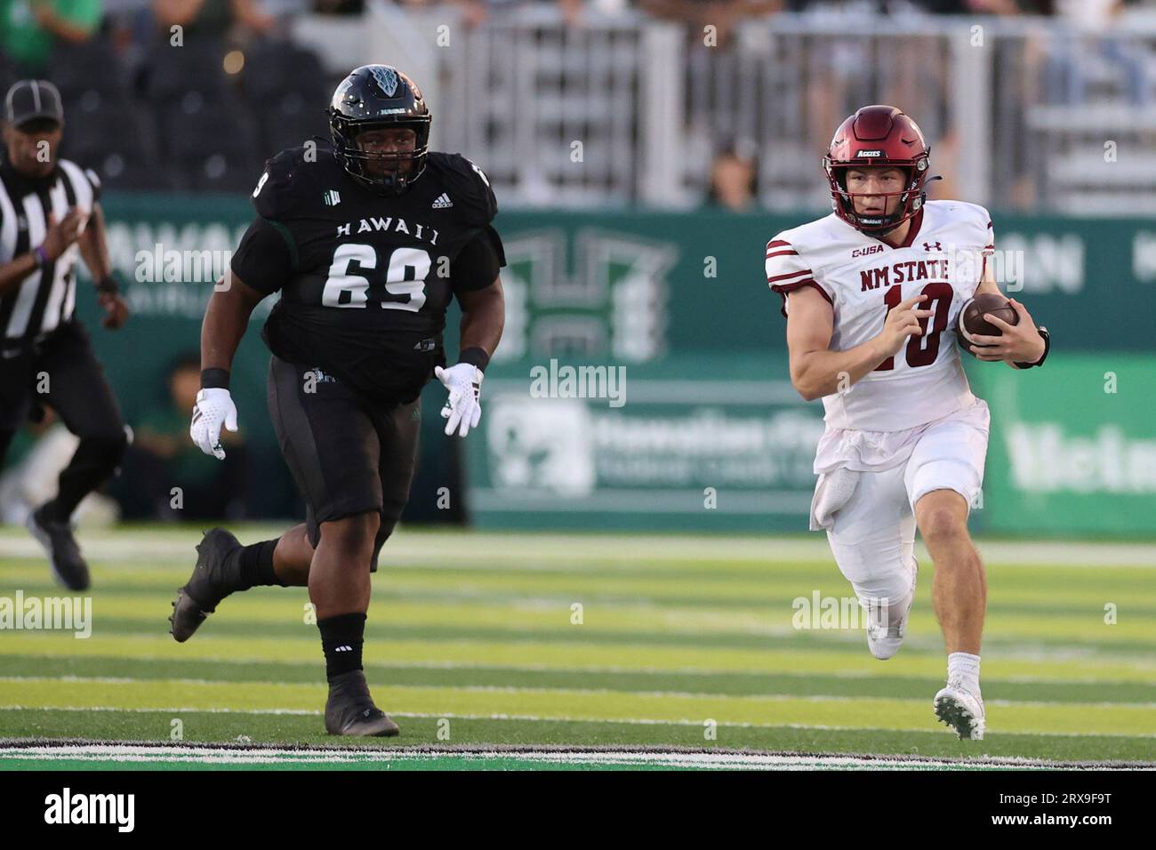 New Mexico State Quarterback Diego Pavia (10) Gets Chased Down The ...