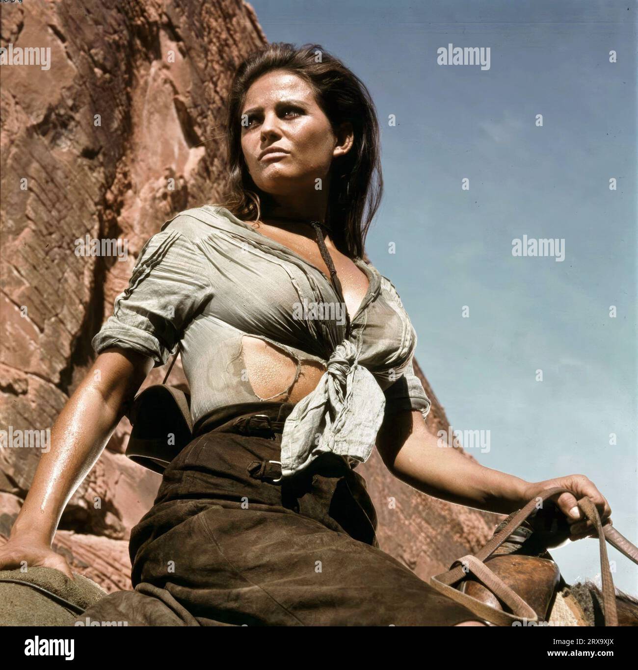 CLAUDIA CARDINALE in THE PROFESSIONALS (1966), directed by RICHARD BROOKS. Credit: COLUMBIA PICTURES / Album Stock Photo