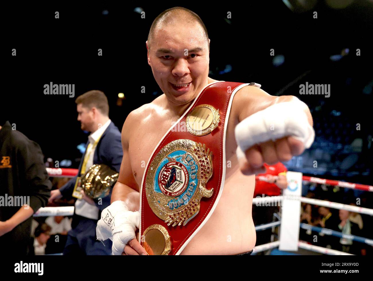 Zhilei zhang hires stock photography and images Alamy