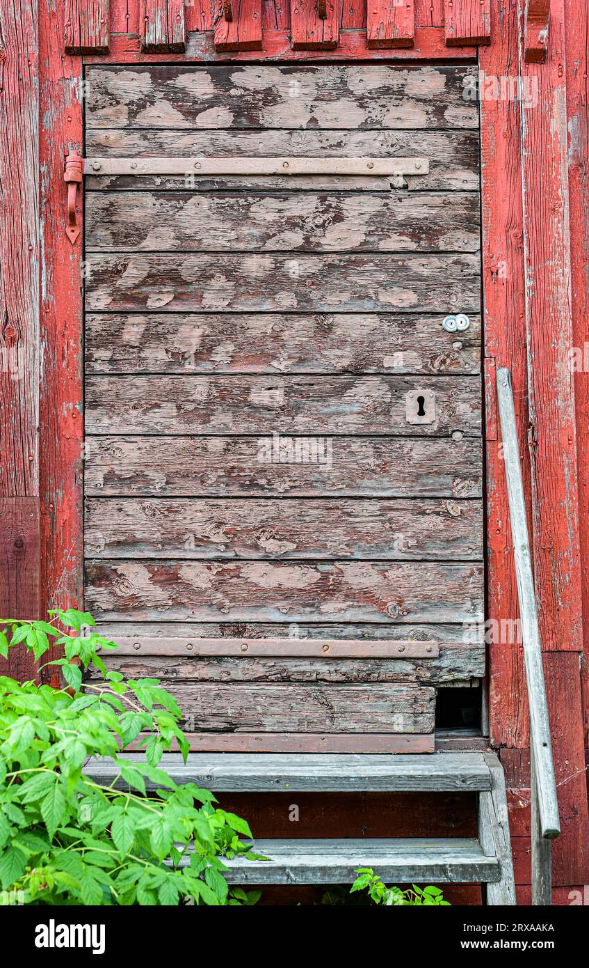Wooden door leaf hi-res stock photography and images - Alamy