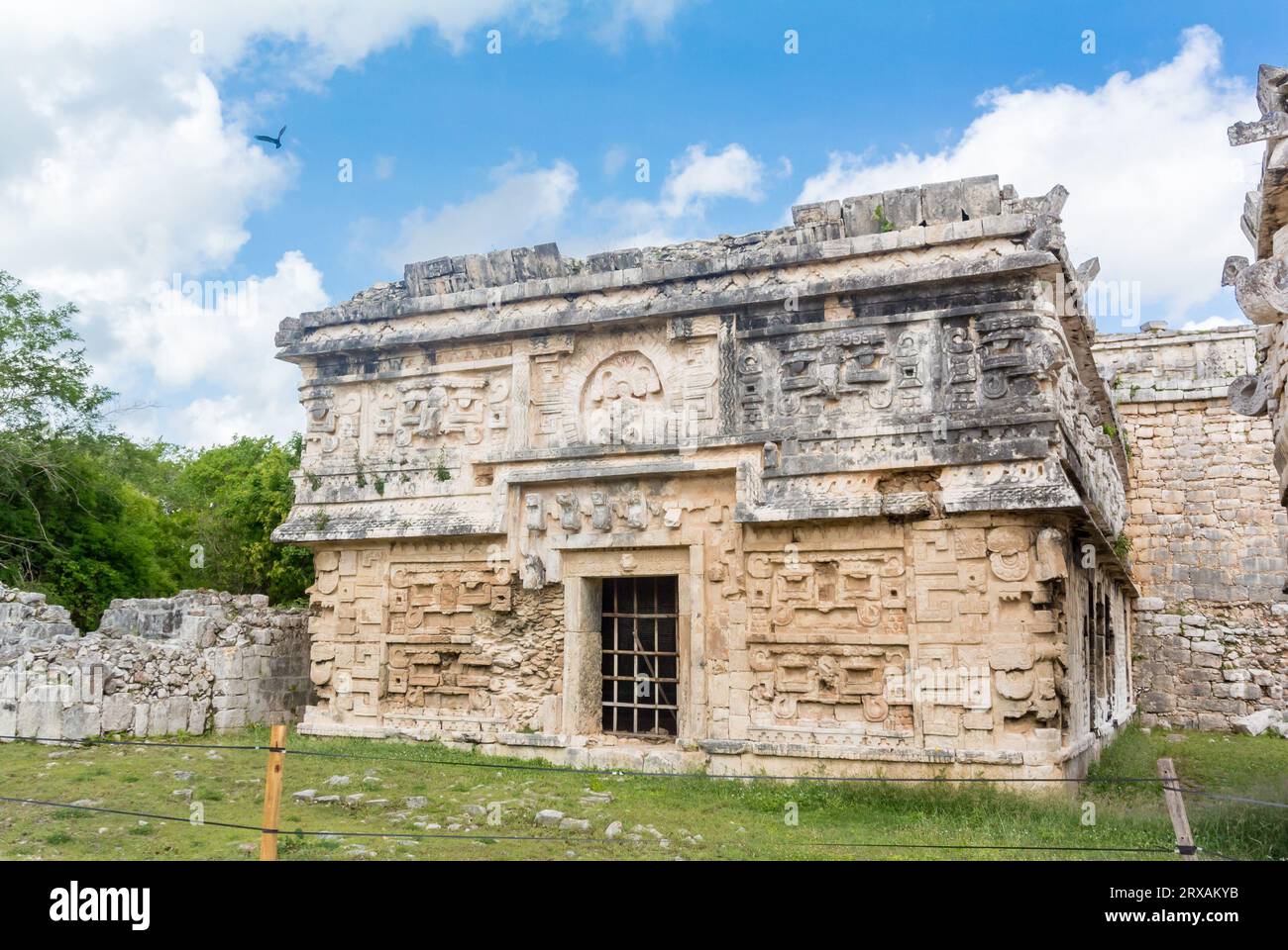 Chichén-Itzá, Yucatan, Mexico, Ruins of Chichen Itza that is a ...