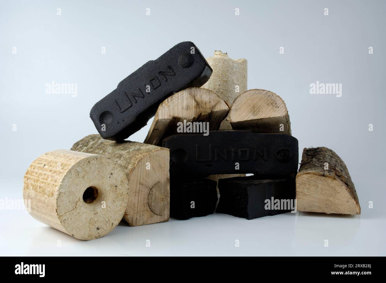 Lignite briquettes, wood briquettes and logs, lignite, brown coal