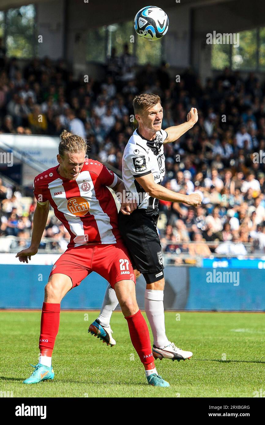 Munich, Germany. 04th Mar, 2022. Munich GRUENWALDER STADION. 4th Mar, 2022.  Merveille BIANKADI (TSV Munich 1860), action, duels versus Vinko SAPINA (SC  Verl). Football 3rd league, league 3, TSV Munich 1860 