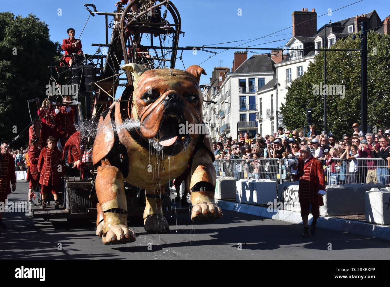 Parade Royal de Luxe, giant Muppet,  the Bulldog, Nantes France Stock Photo
