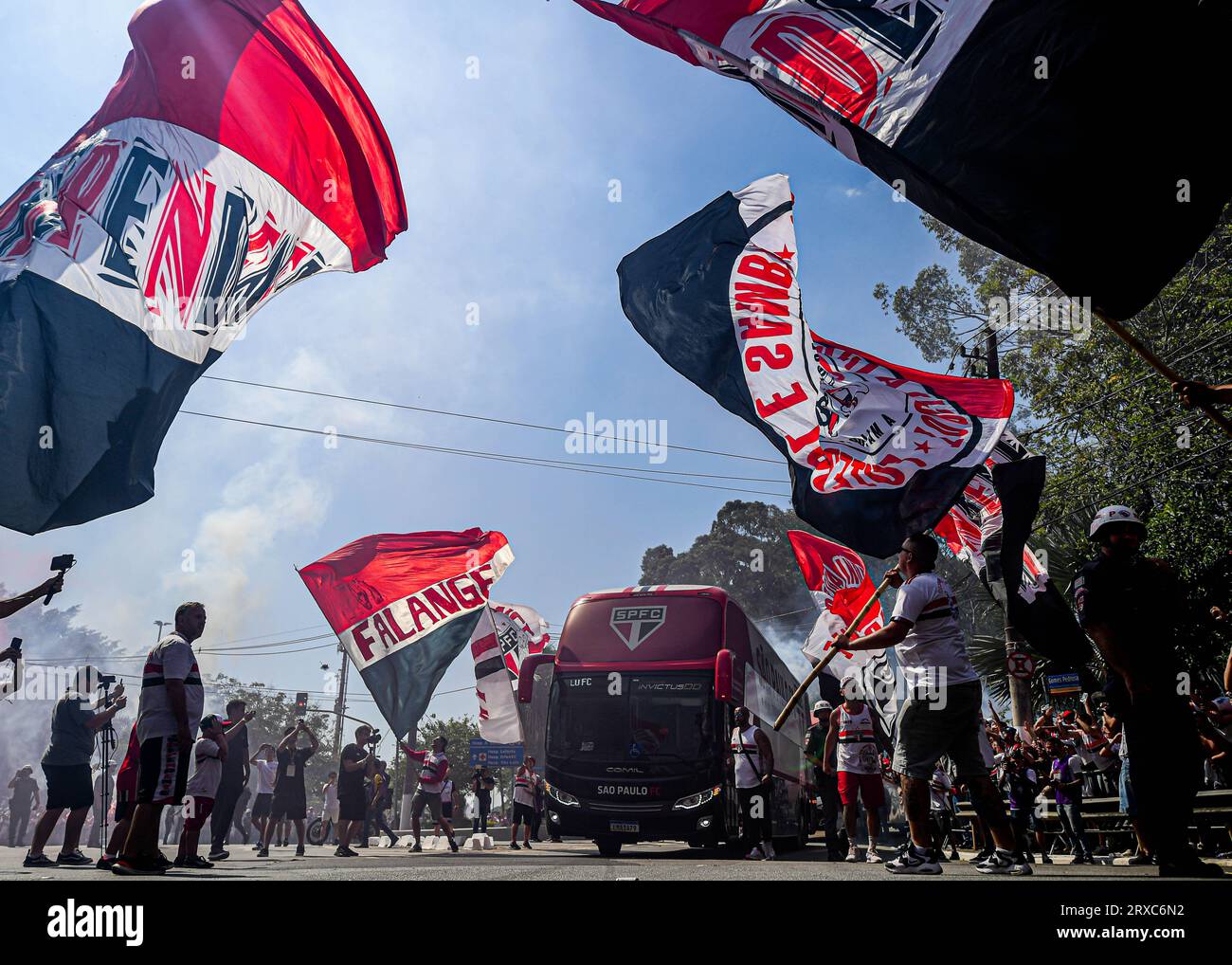 Bus sao paulo team hi-res stock photography and images - Alamy