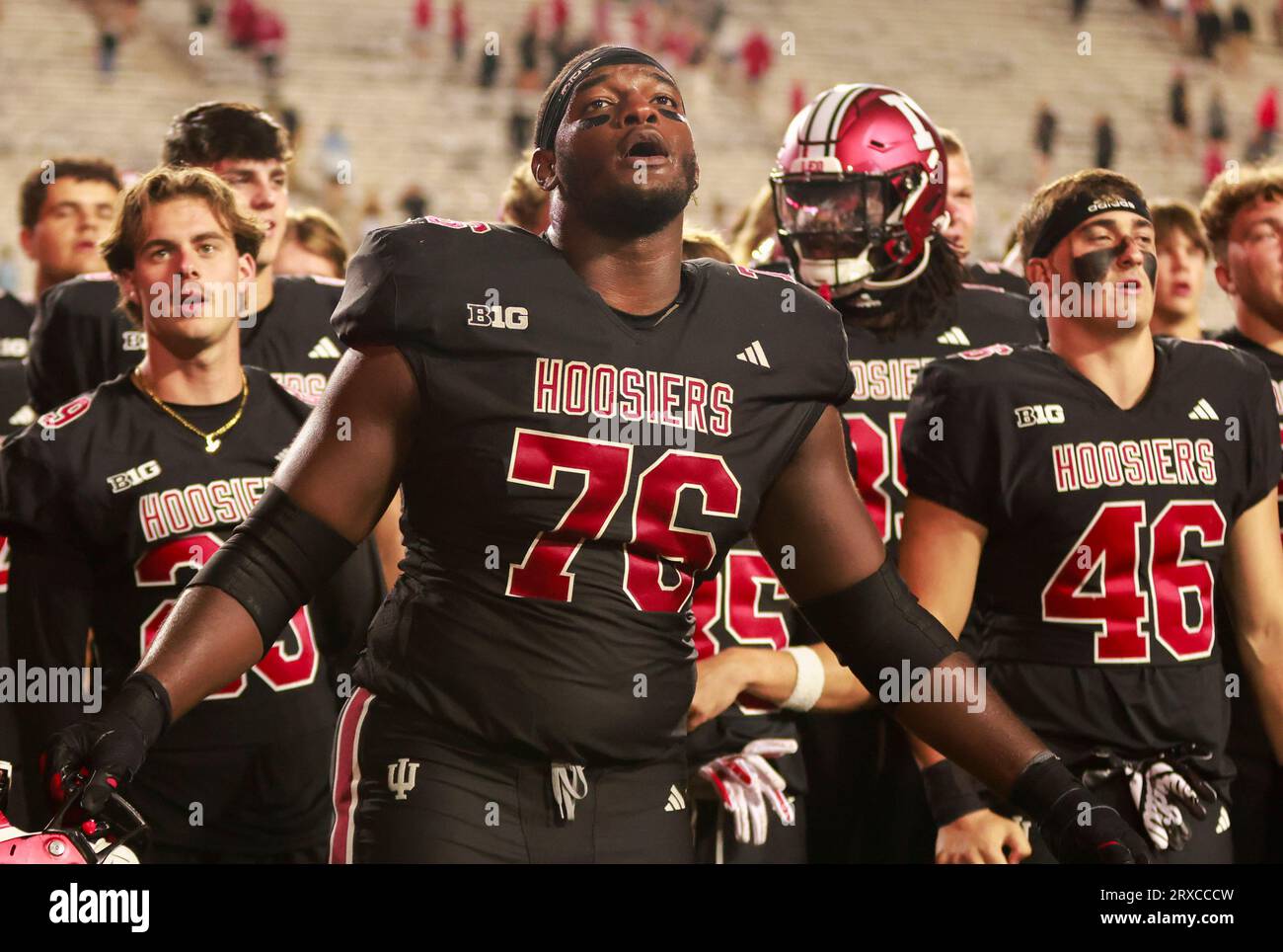 Matthew Rust Iu Iu the winning hi-res stock photography and images - Alamy