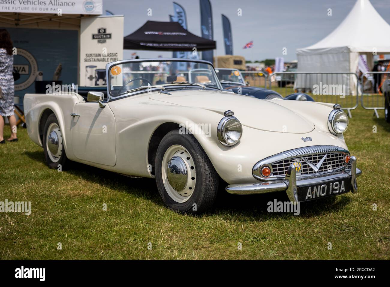 Daimler sp250 hi-res stock photography and images - Alamy