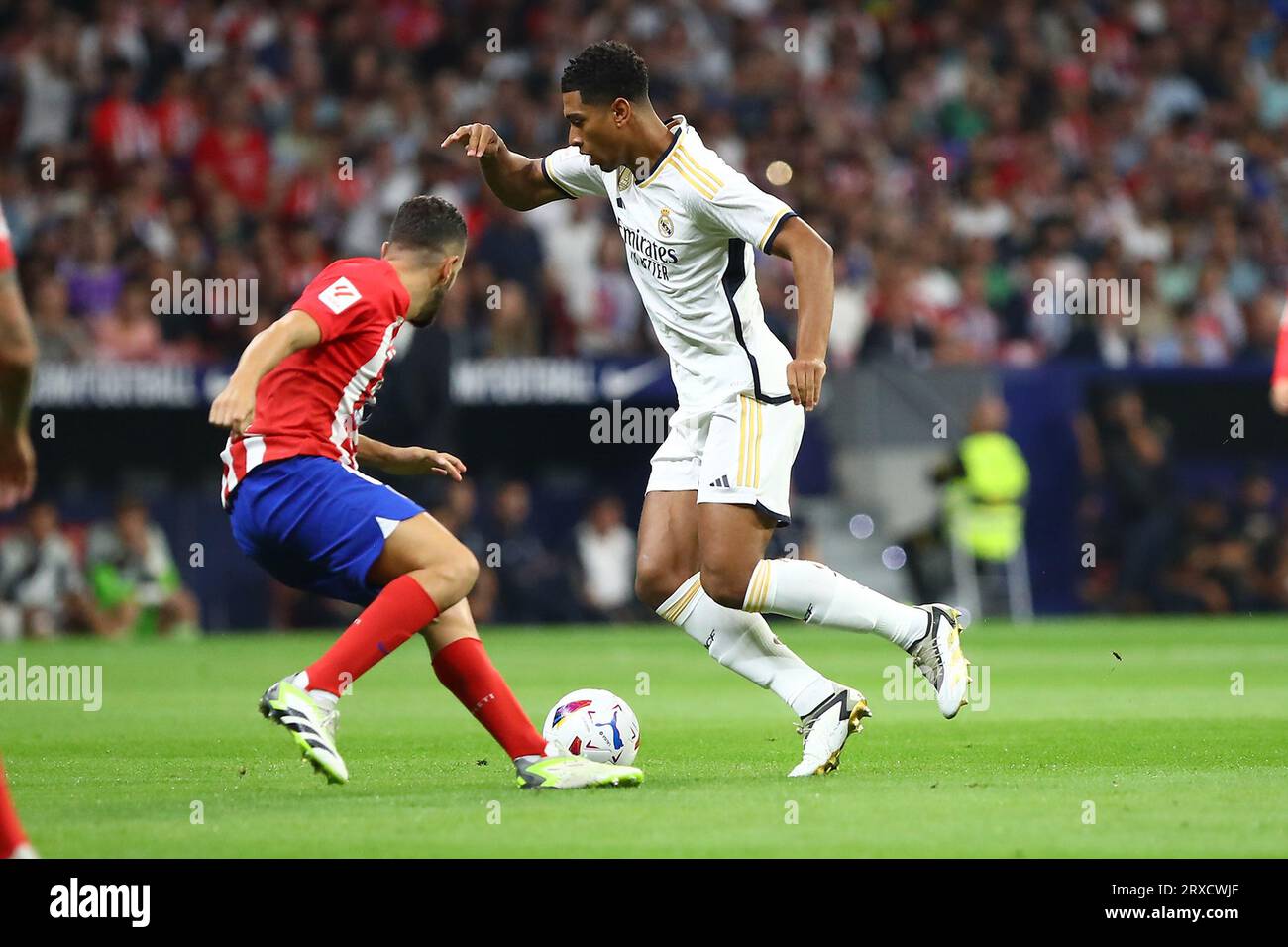 Madrid, Spain. 24th Sep, 2023. Real Madrid´s Bellingham in action during La Liga EA Sports Match Day 6 between Atletico de Madrid and Real Madrid at Civitas Metropolitano Stadium in Madrid, Spain, on September 24, 2023. Credit: Edward F. Peters/Alamy Live News Stock Photo