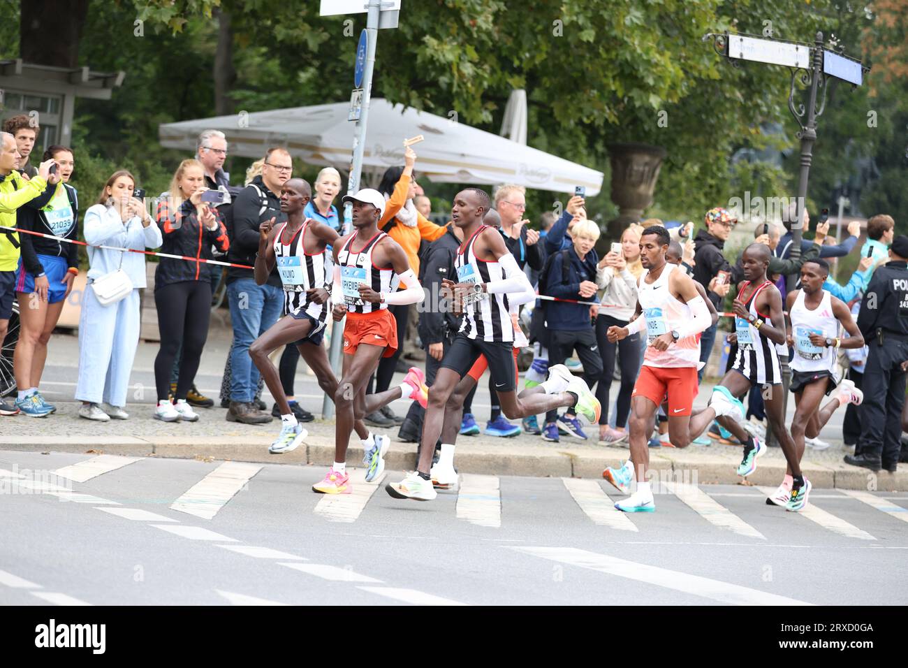 Berlin, Germany. 24th Sep, 2023. Tens of thousands from all over the world come to Berlin to run the marathon. The organizers expect over 45,000 runners from around 150 nations. Hundreds of thousands of people are also expected to watch the marathon from the sidelines. (Photo by Simone Kuhlmey/Pacific Press) Credit: Pacific Press Media Production Corp./Alamy Live News Stock Photo