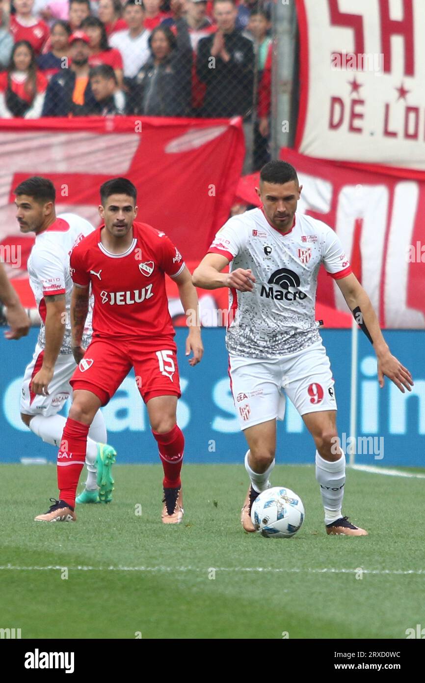 Buenos Aires, Argentina. 24th Sep, 2023. Adrian Martinez of Instituto and Damian Perez of Independiente during game for the 6th round of Argentina´s Liga Profesional de Fútbol Binance Cup at Ricardo Bochini Stadium ( Credit: Néstor J. Beremblum/Alamy Live News Stock Photo