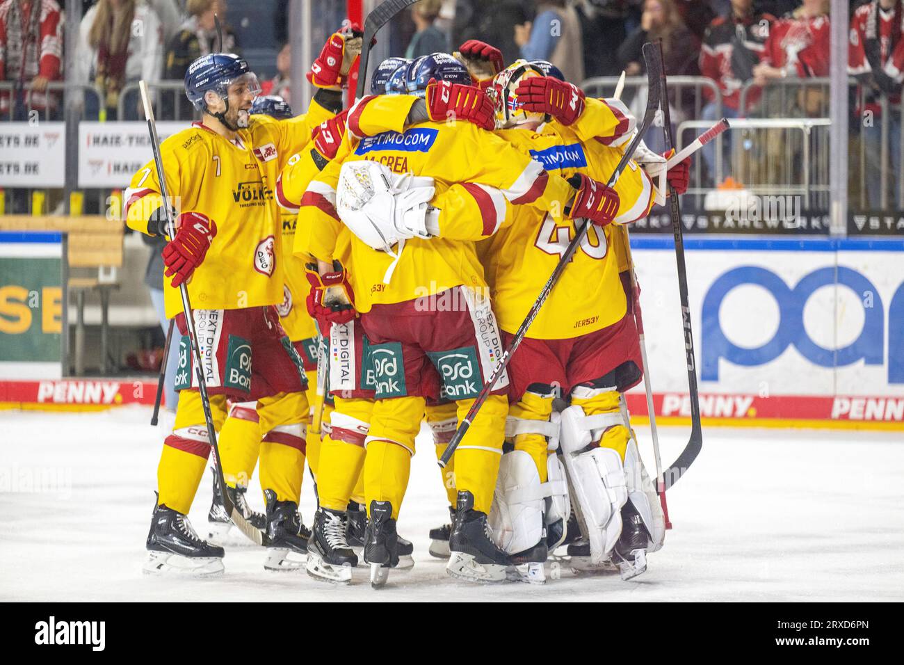 24.09.2023, Lanxess-Arena, Koeln, GER, DEL, Koelner Haie vs ...