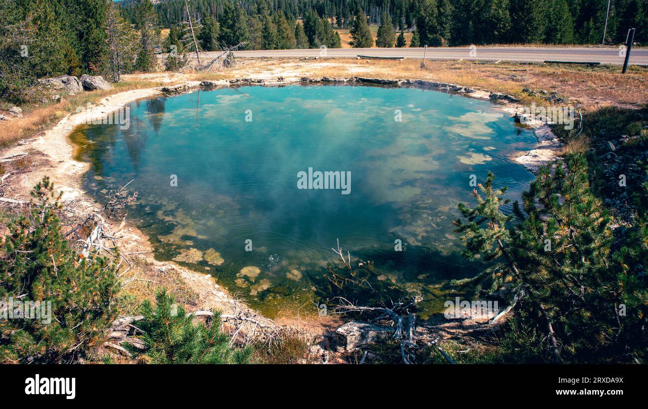 Yellowstone National Park Hot Springs - Yellowstone National Park Hot Springs Geysers 2RXDA9X