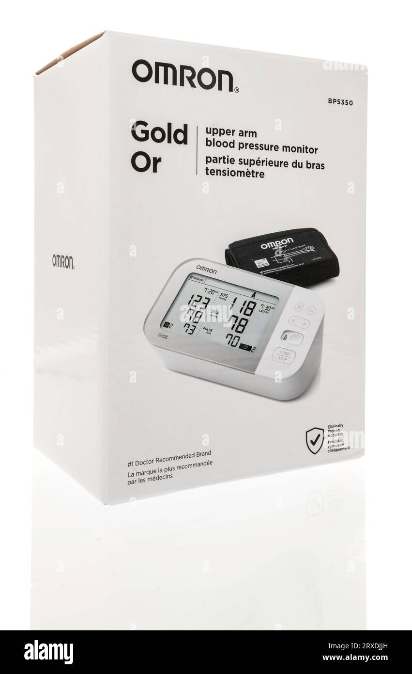 https://c8.alamy.com/comp/2RXDJJH/winneconne-wi-23-september-2023-a-package-of-omron-upper-arm-blood-pressure-monitor-on-an-isolated-background-2RXDJJH.jpg