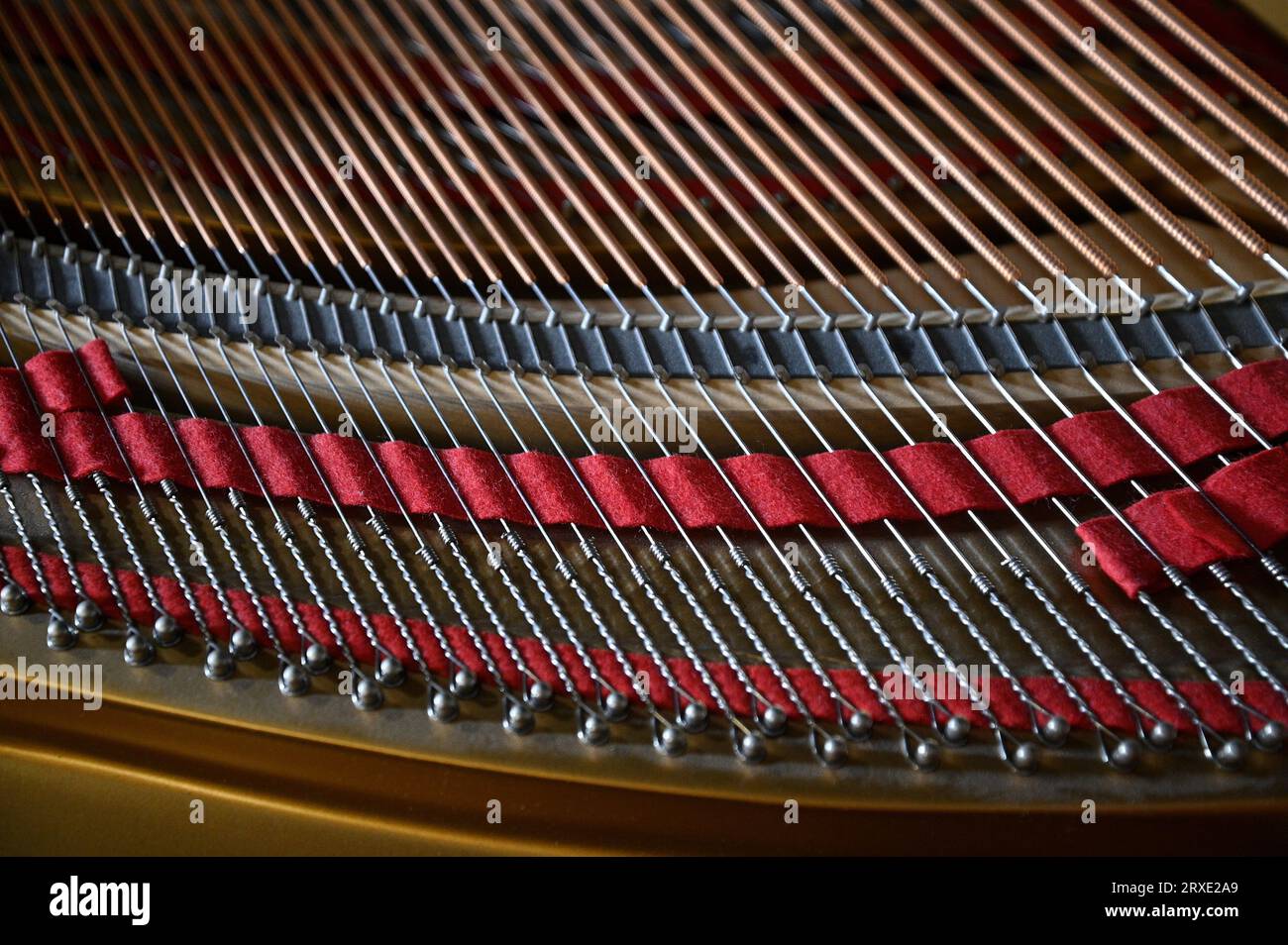 Steinway piano strings deals